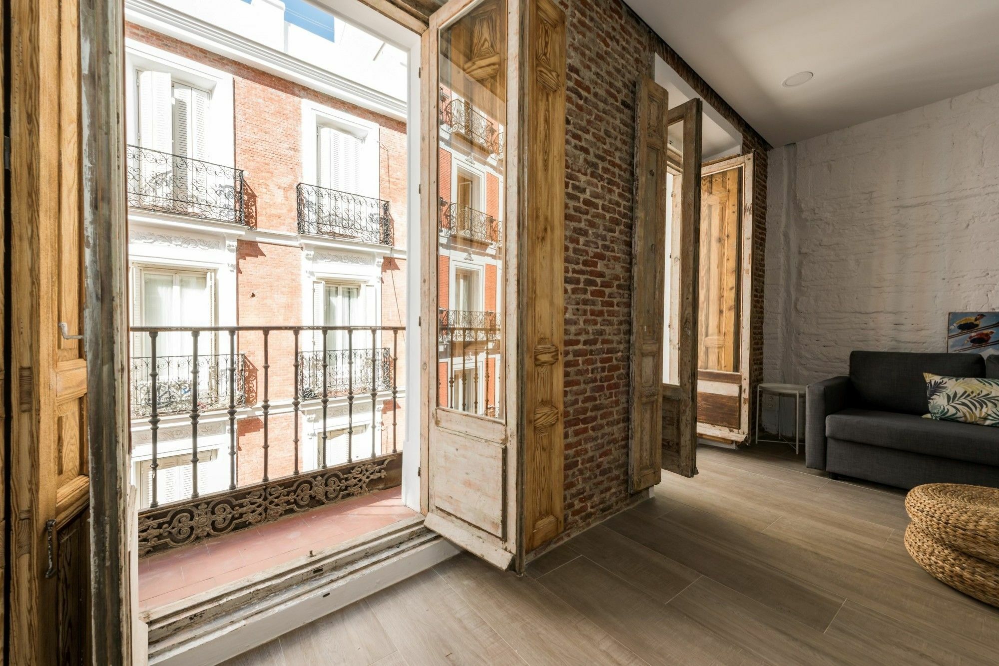 Hortaleza City Center Madrid Ngoại thất bức ảnh